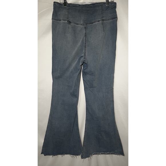 We The Free Jeans Womens 32 Denim Flare High Rise Stretch Boho Raw Hem Pants - Picture 2 of 10